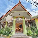 Nafisa Homestay Syariah Near Jatim Park 3 Batu